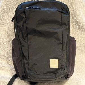 Evergoods Civic Travel Bag 26L black backpack
